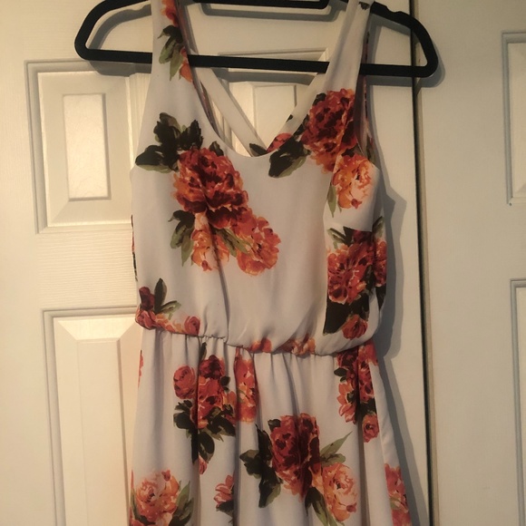 Rose Flower Romper - Picture 1 of 2